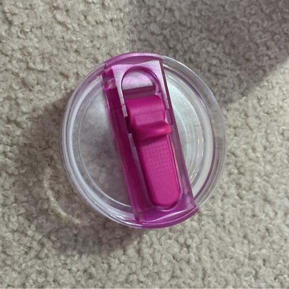 Stanley Pink Travel Mug 30 oz - Picture 7 of 8